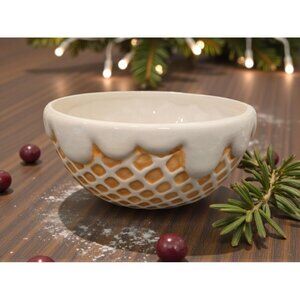 New Brown Christmas Holiday Waffle Cone W/ Ice Cream Serving Kitchen Salad Bowl